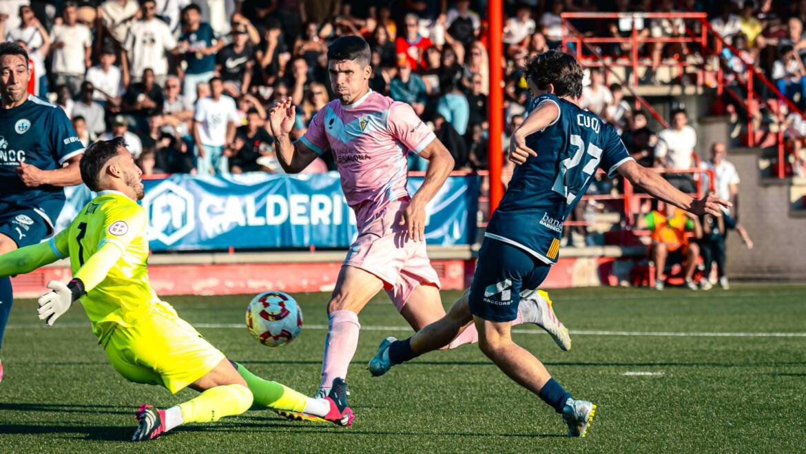 El Badalona trenca el somni de l’ascens